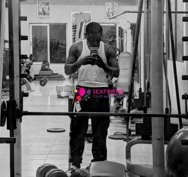 Junior, 21 ans, Lomé, Togo